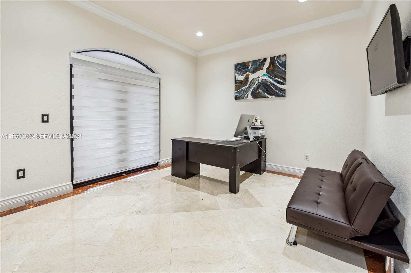 6TH ADDN TO ROYAL OAKS - Residential