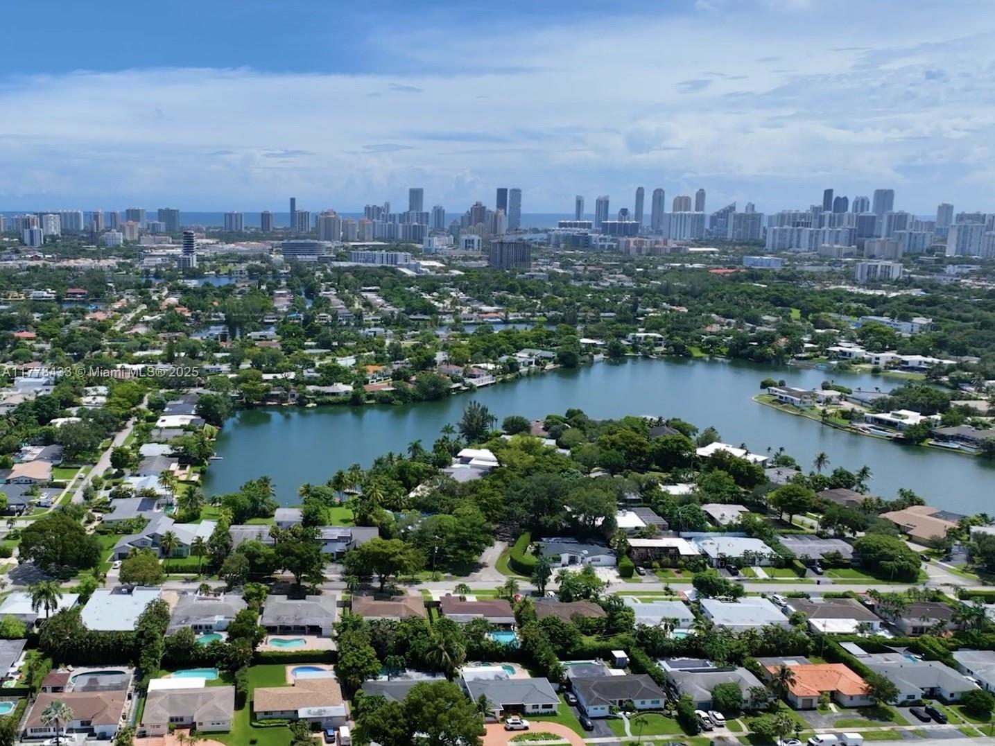 SKY LAKE - Residential