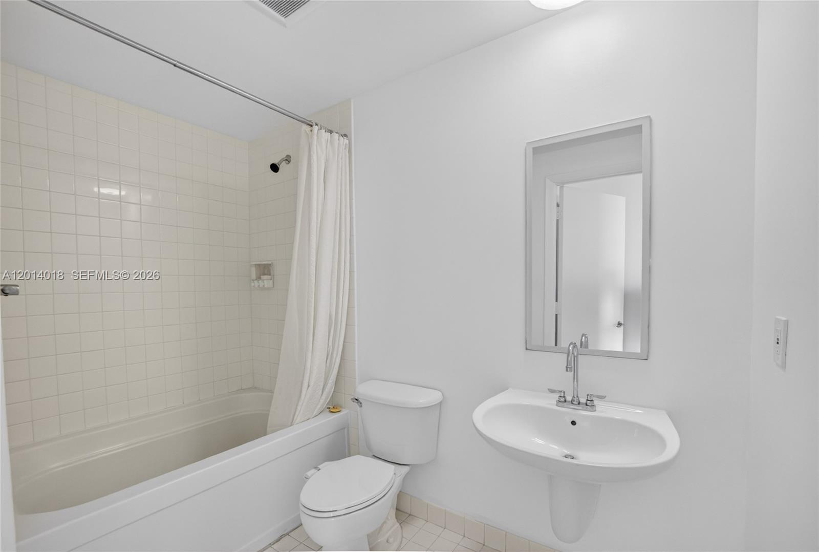 NEO CONDO - Residential Lease