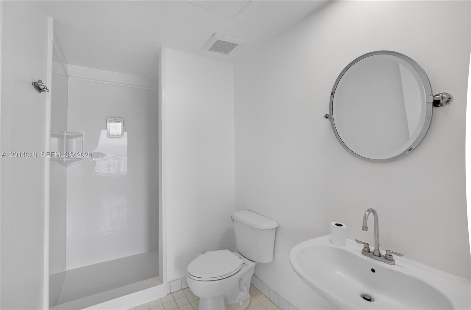 NEO CONDO - Residential Lease