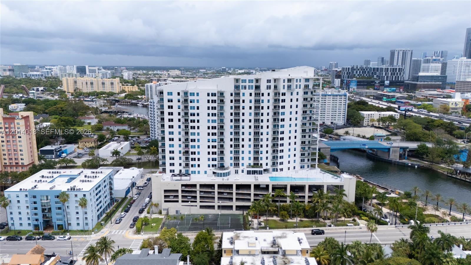 NEO CONDO - Residential Lease