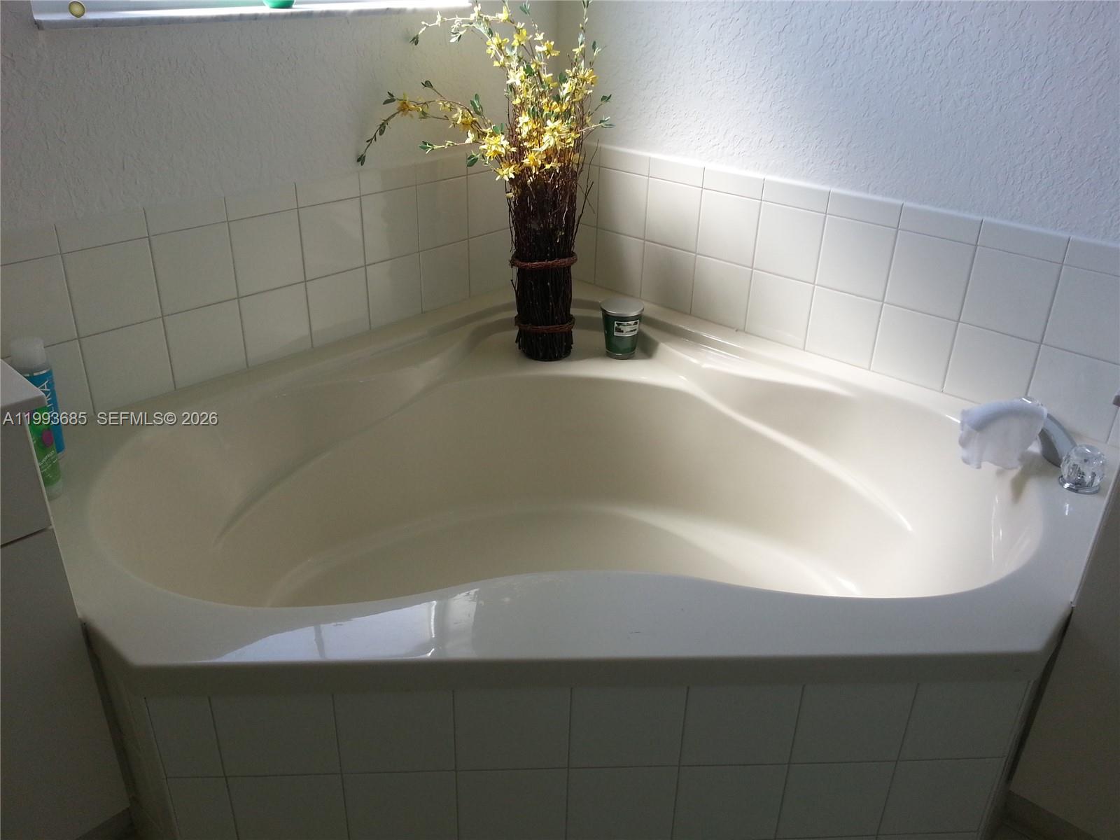 ISLANDS AT DORAL TOWNHOME - Residential