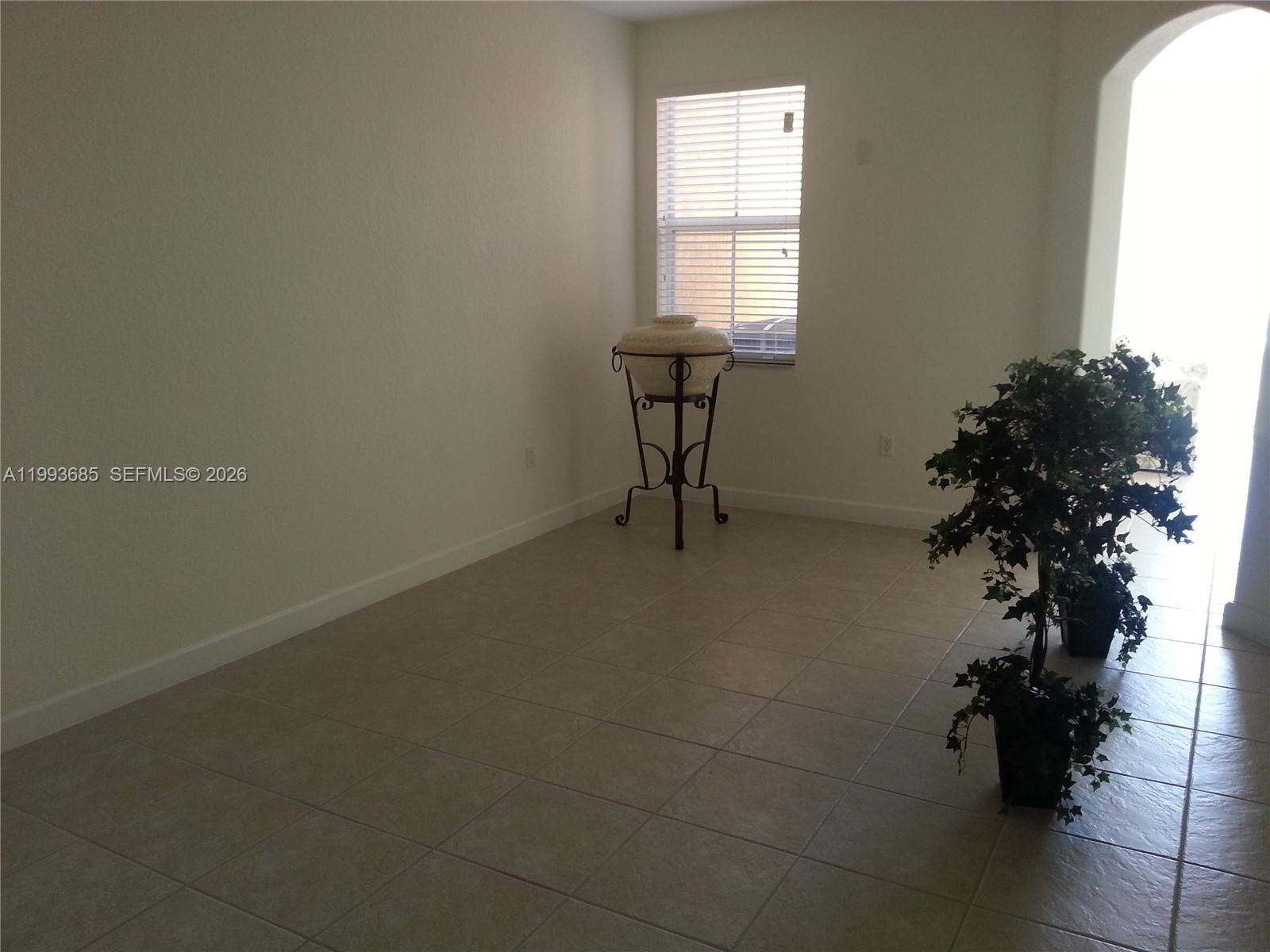 ISLANDS AT DORAL TOWNHOME - Residential