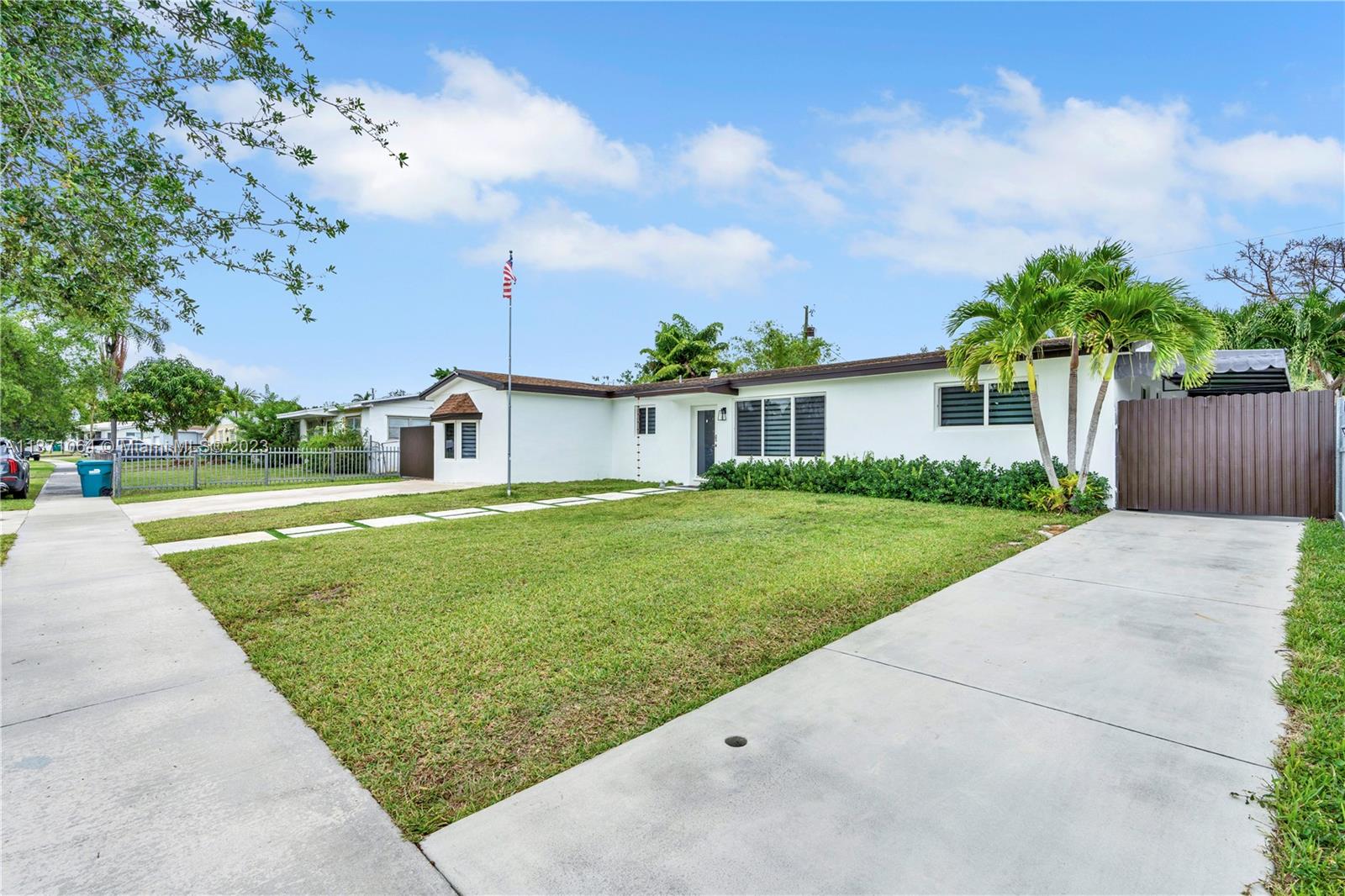 PINE TREE HOMES - Residential