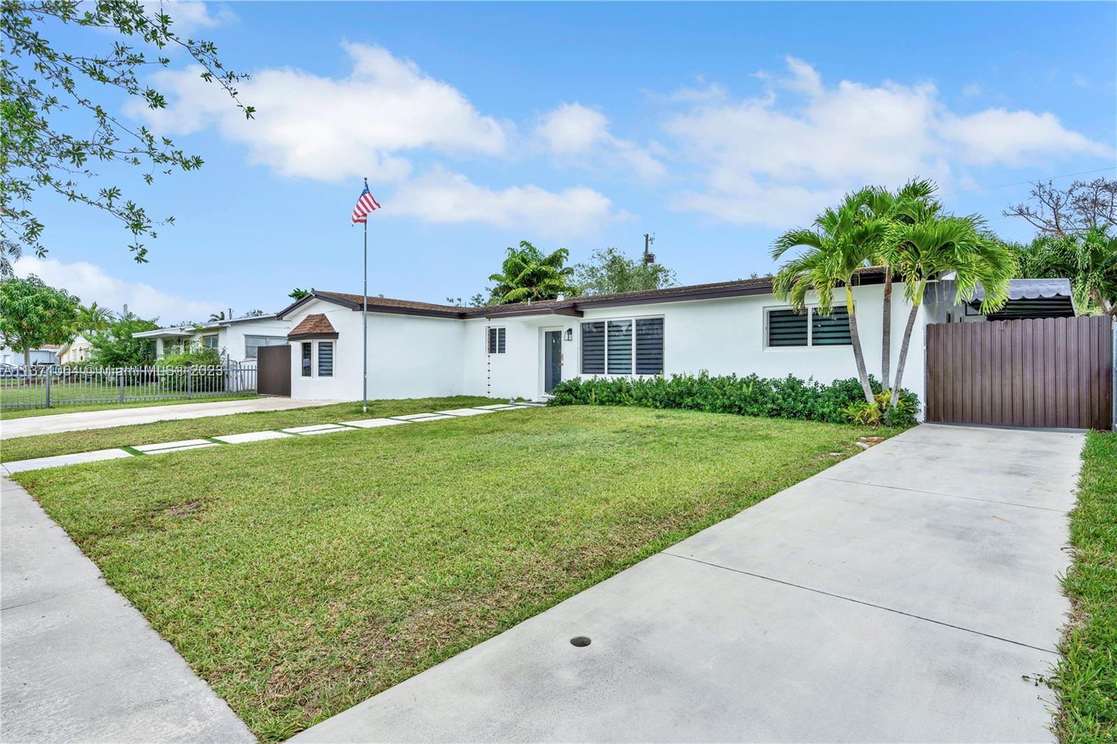 PINE TREE HOMES - Residential