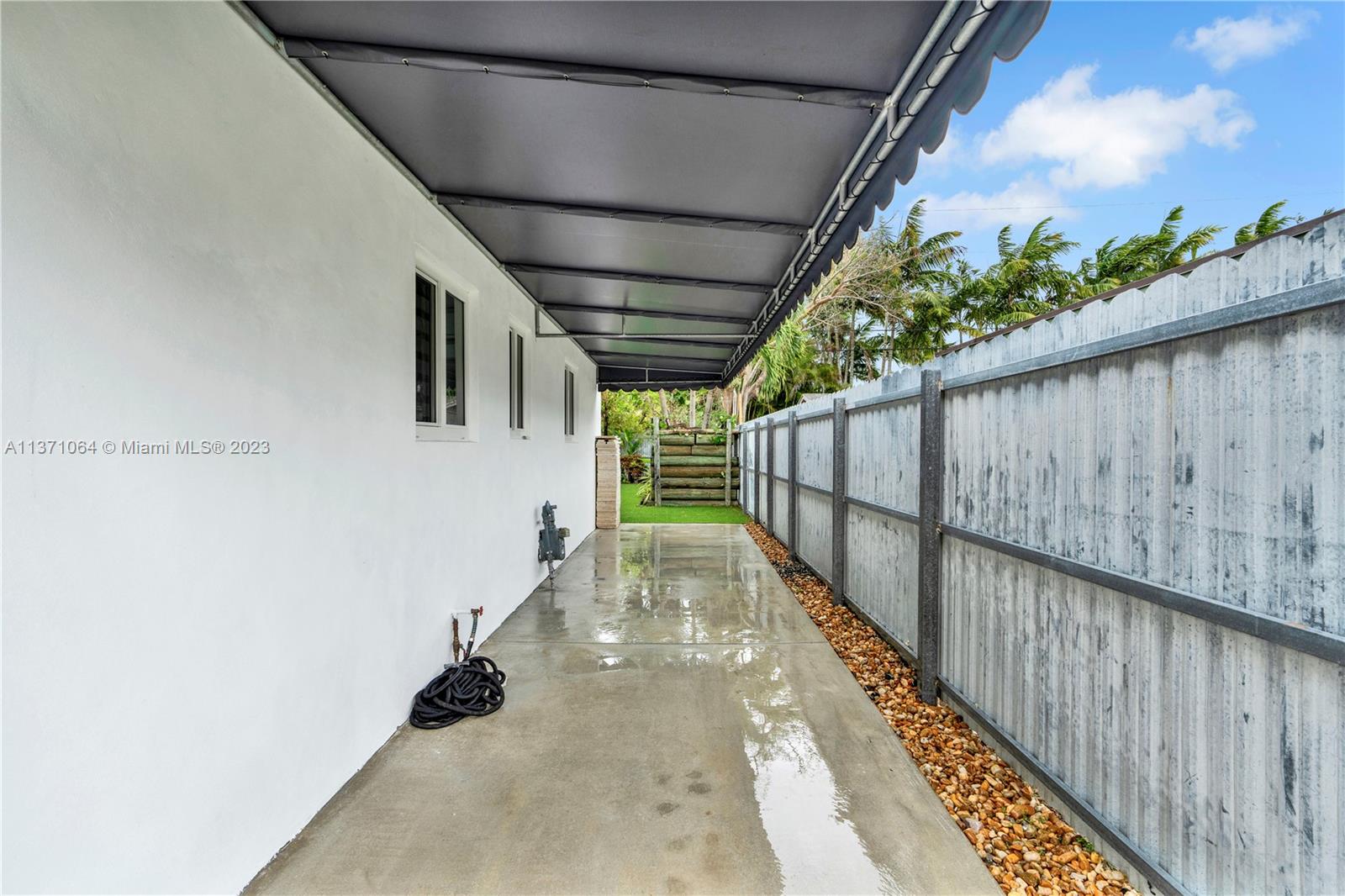 PINE TREE HOMES - Residential