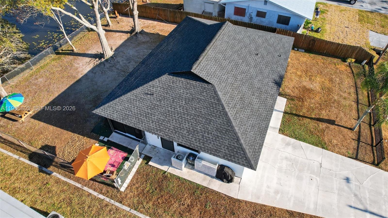 CORAL GARDENS - Residential