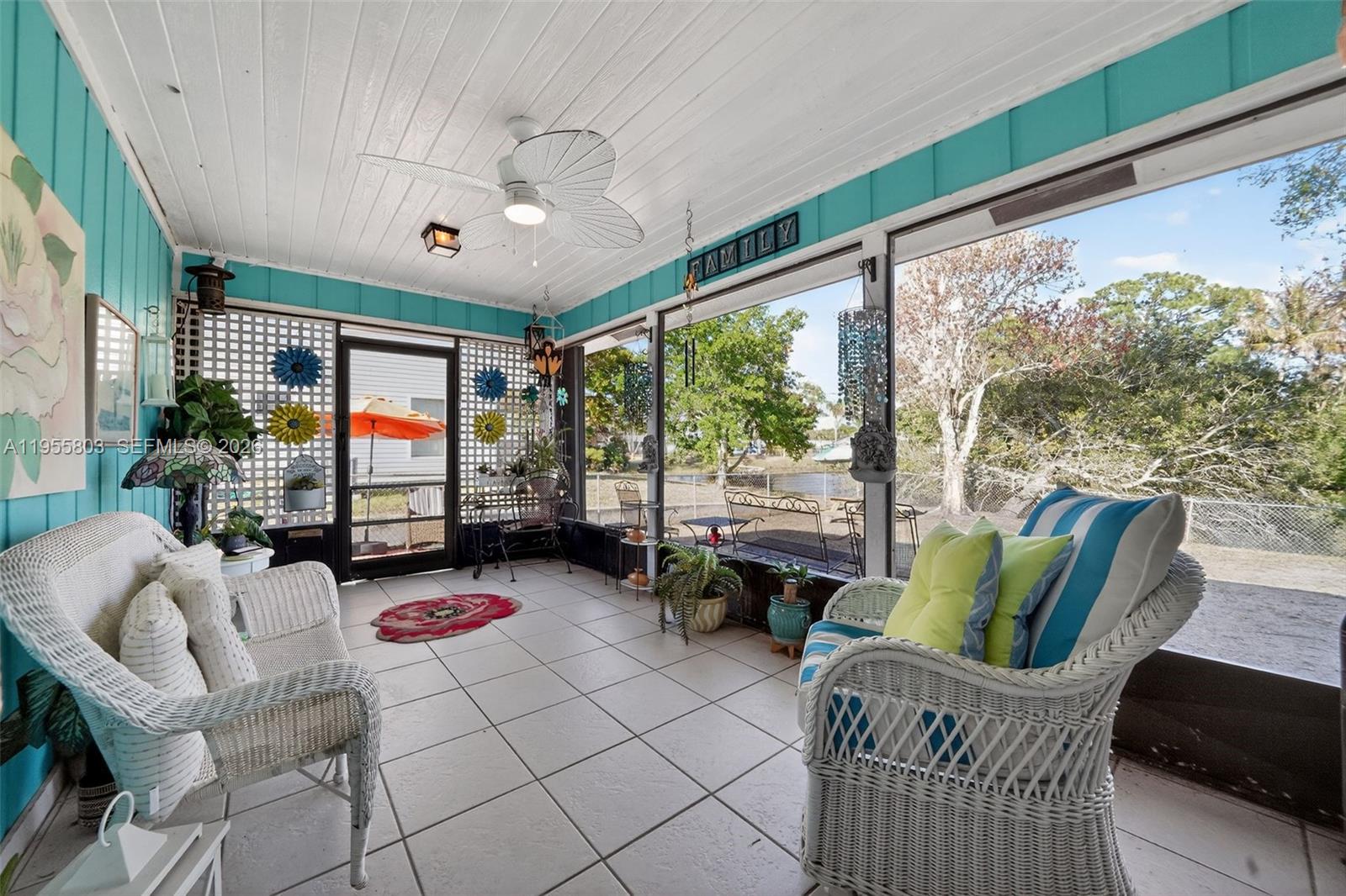 CORAL GARDENS - Residential