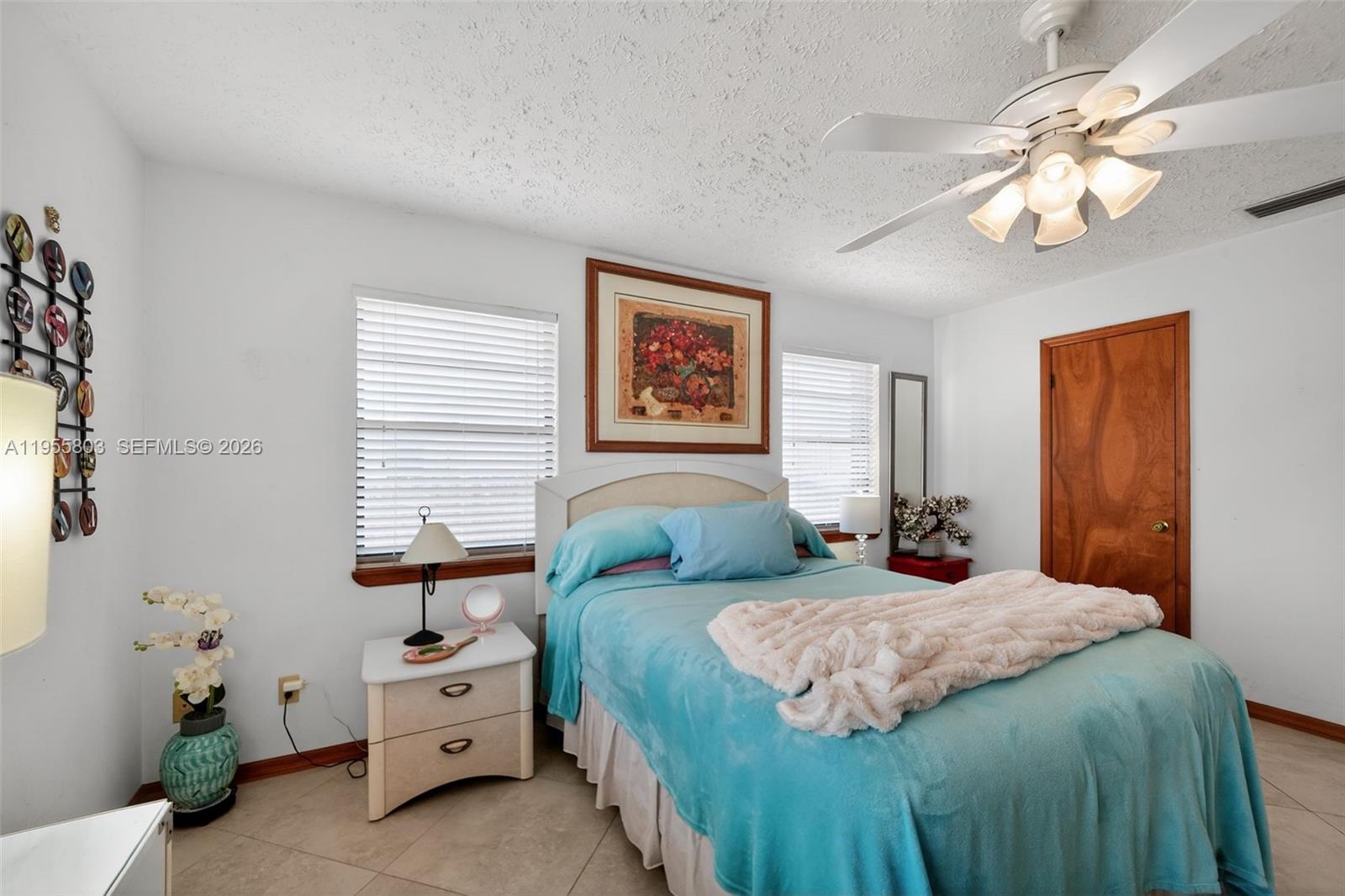 CORAL GARDENS - Residential