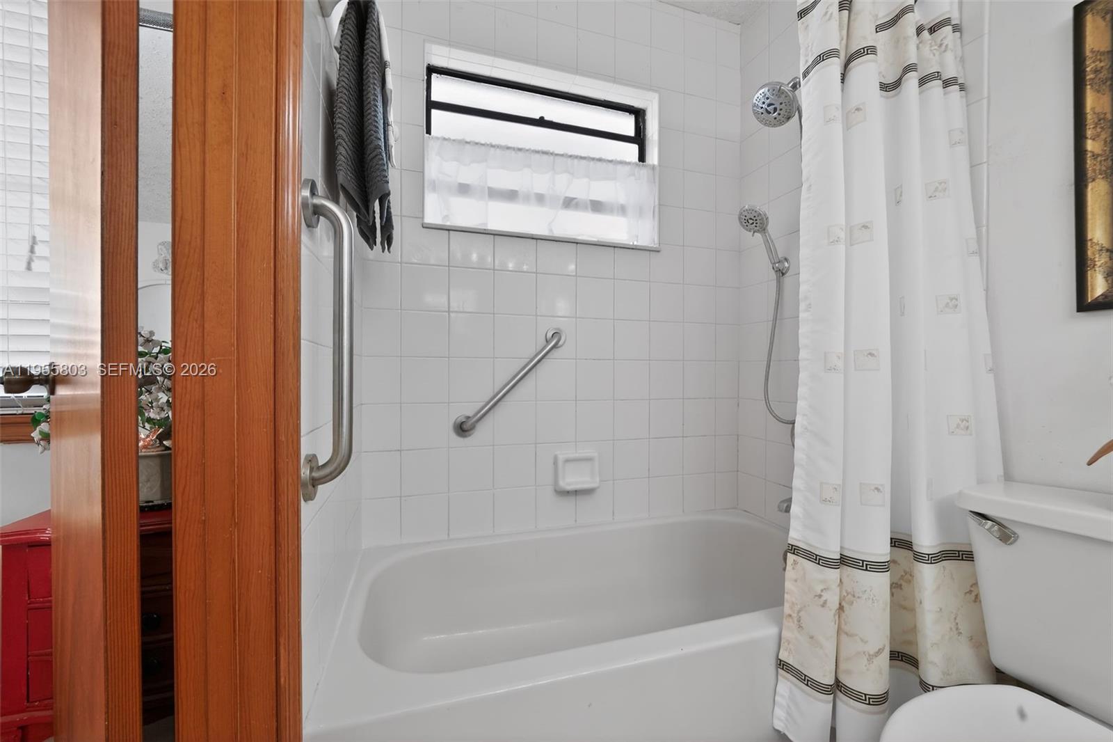 CORAL GARDENS - Residential