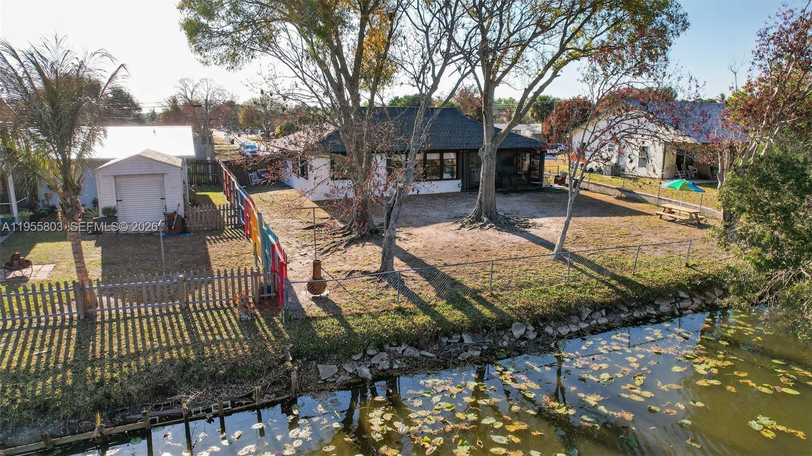 CORAL GARDENS - Residential