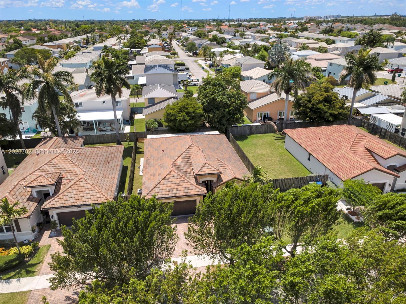 HEMINGWAY POINT - Residential