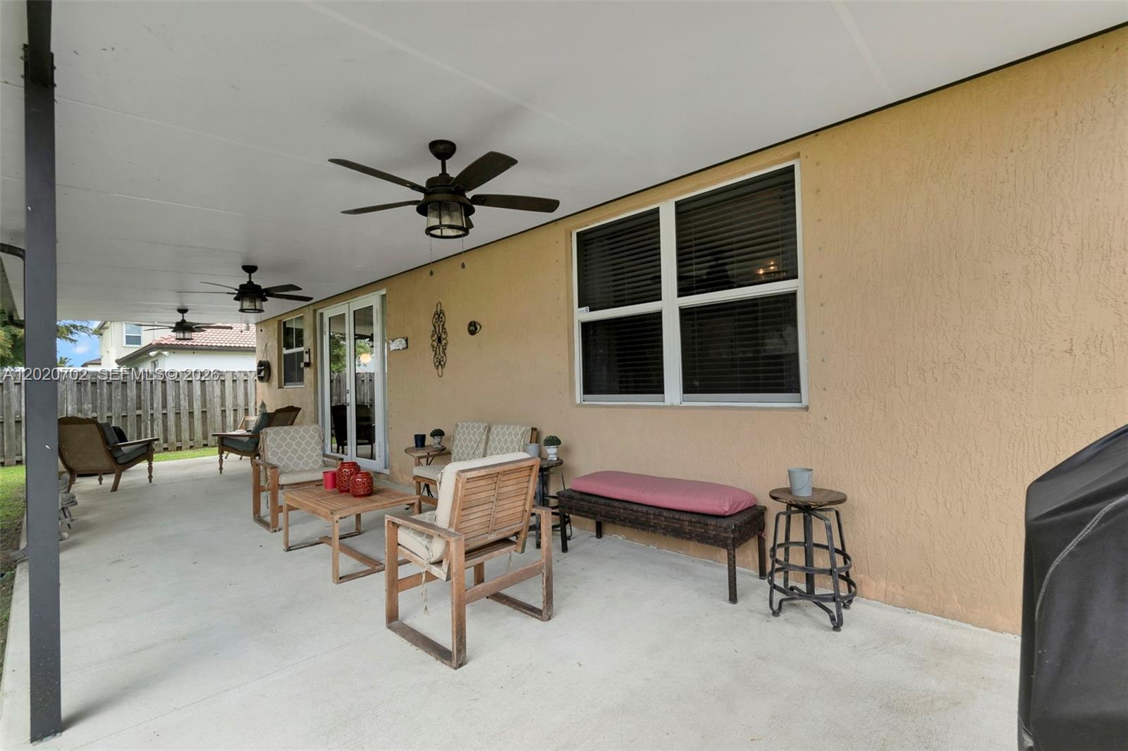HEMINGWAY POINT - Residential