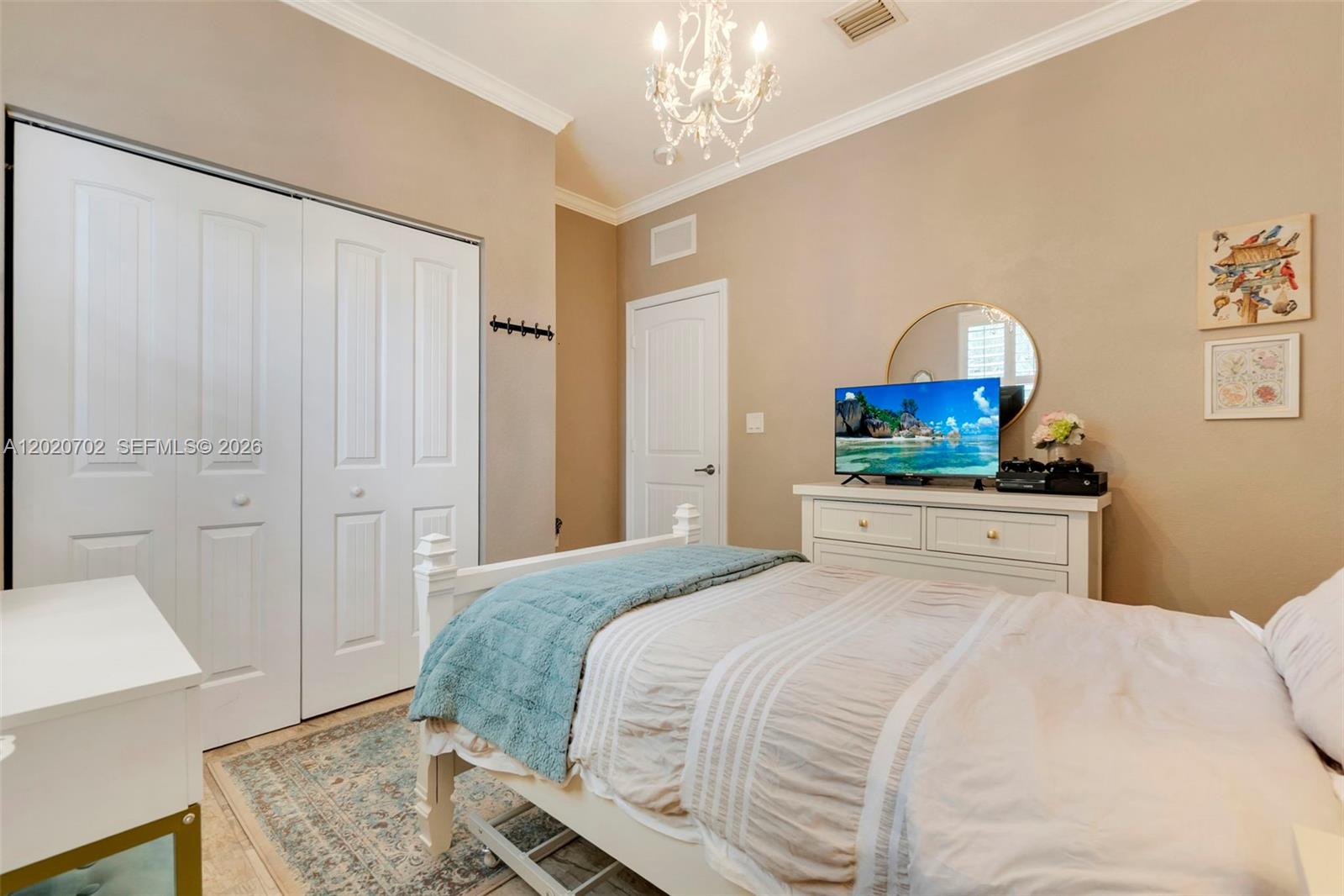 HEMINGWAY POINT - Residential