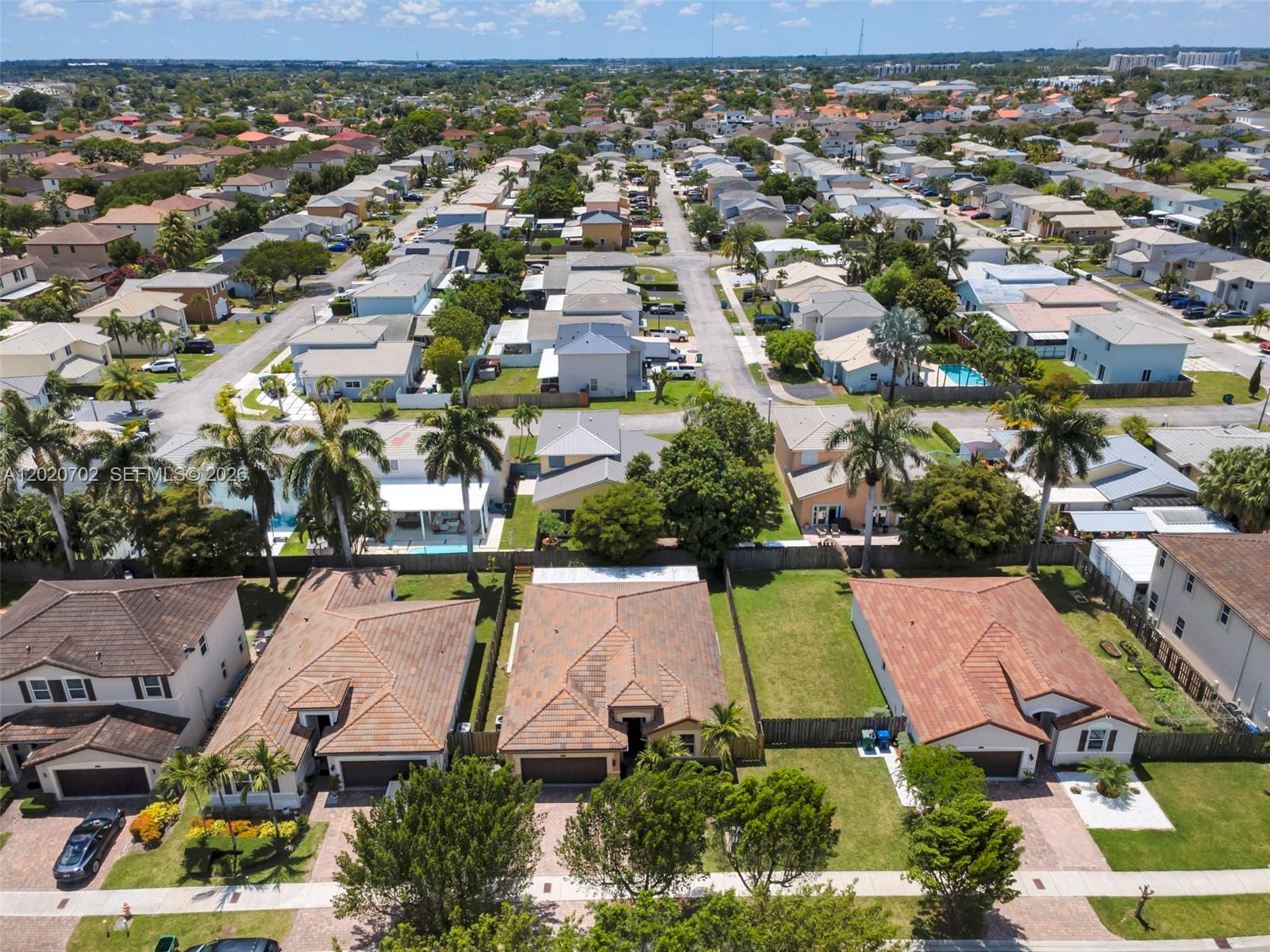 HEMINGWAY POINT - Residential