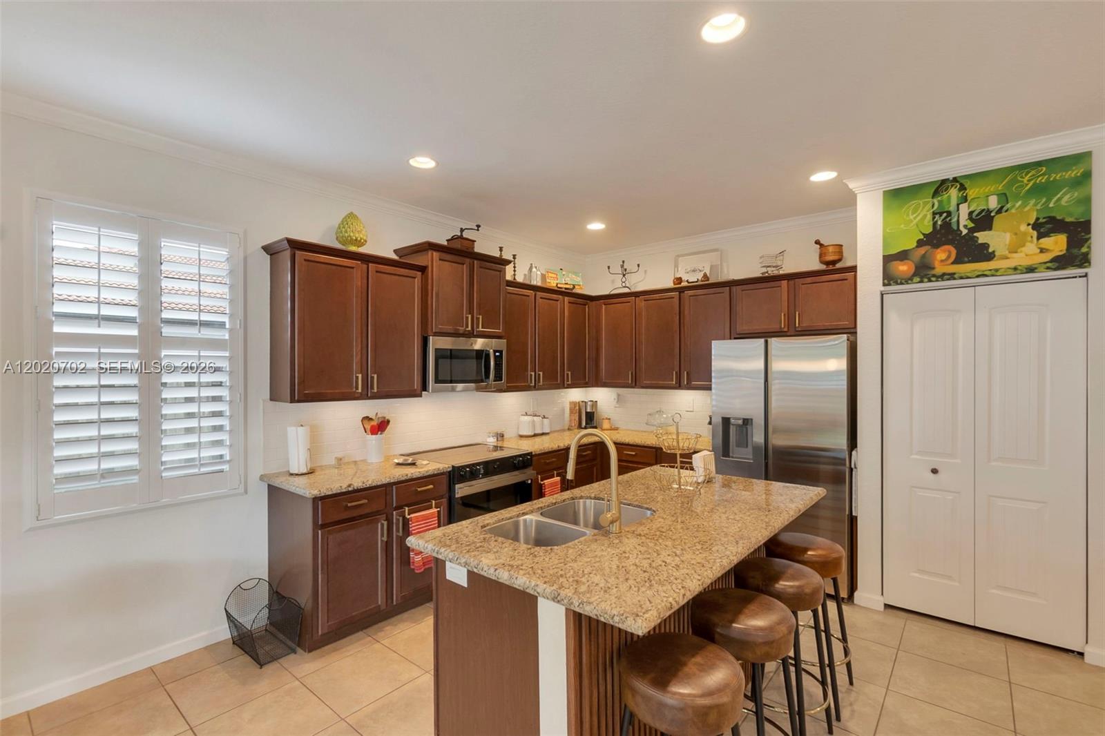HEMINGWAY POINT - Residential