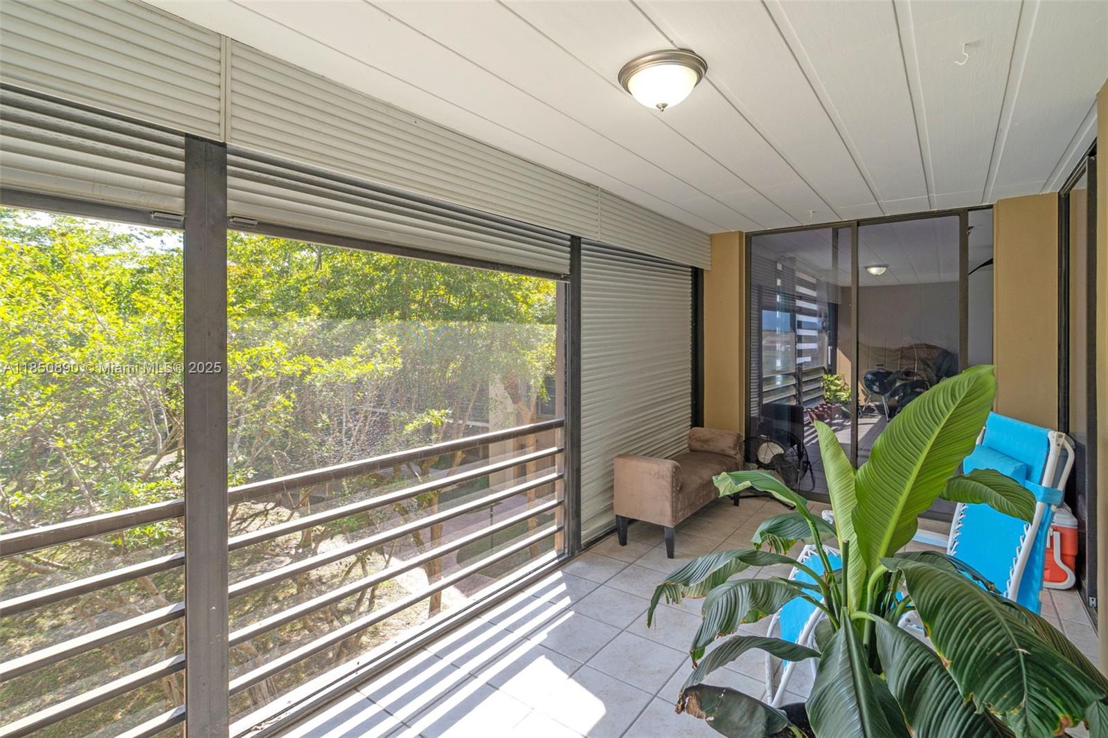 COCO WOOD CONDO - Residential