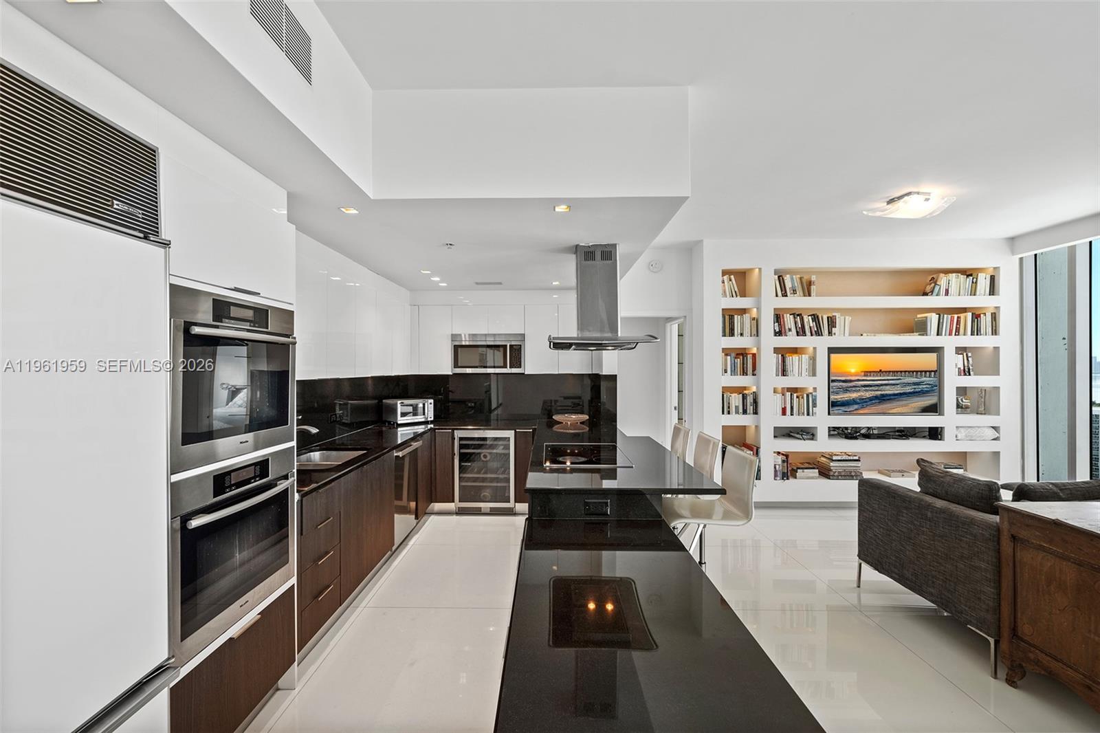 NORTH CARILLON BEACH COND - Residential