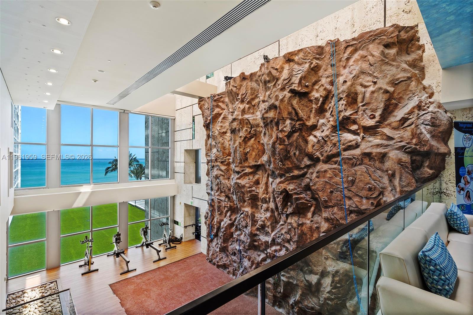 NORTH CARILLON BEACH COND - Residential