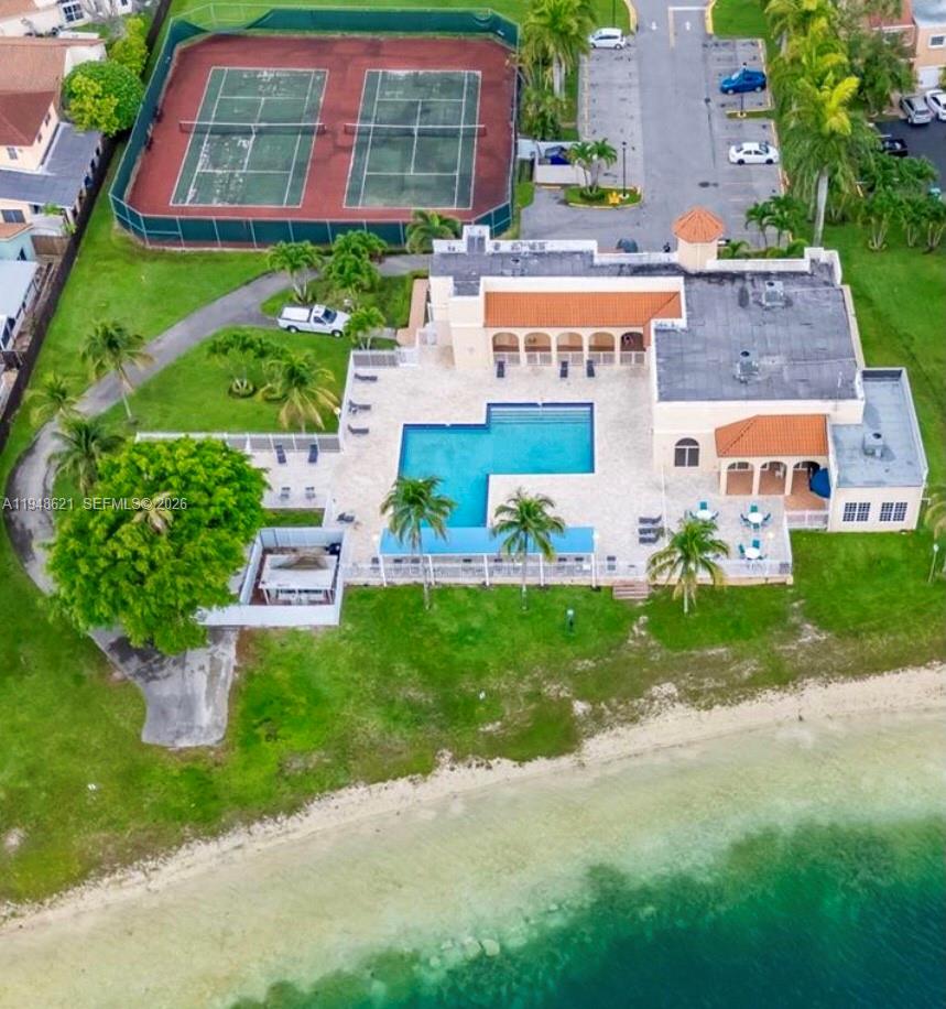 VILLA REAL CONDO NO 3 - Residential