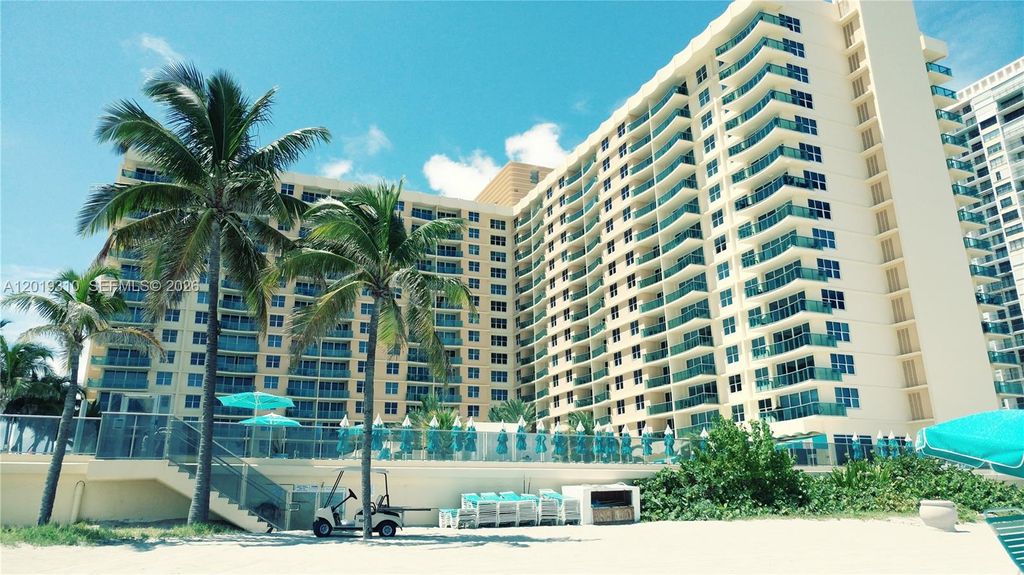 Photo of 2501 S Ocean Dr #1021, Hollywood, FL 33019 (MLS # A12019310)