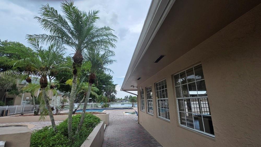 REFLECTIONS AT PEMBROKE P - Residential Lease