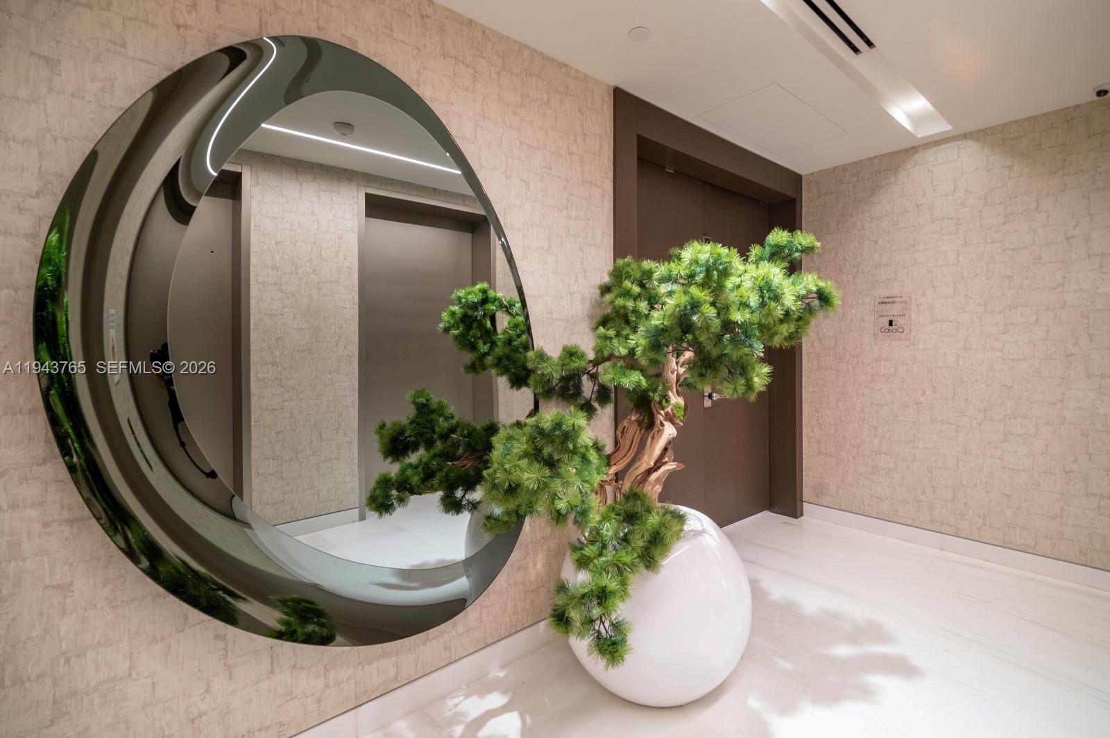 ASTON MARTIN RESIDENCES - Residential