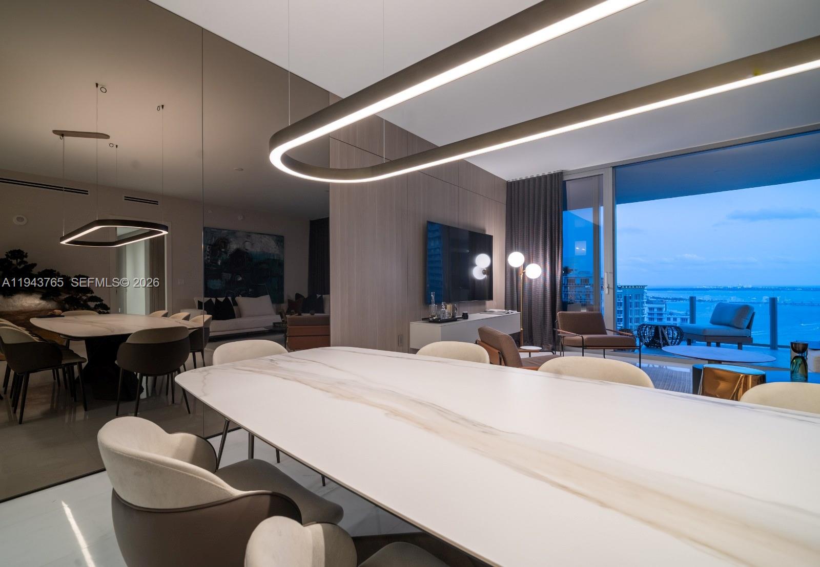 ASTON MARTIN RESIDENCES - Residential