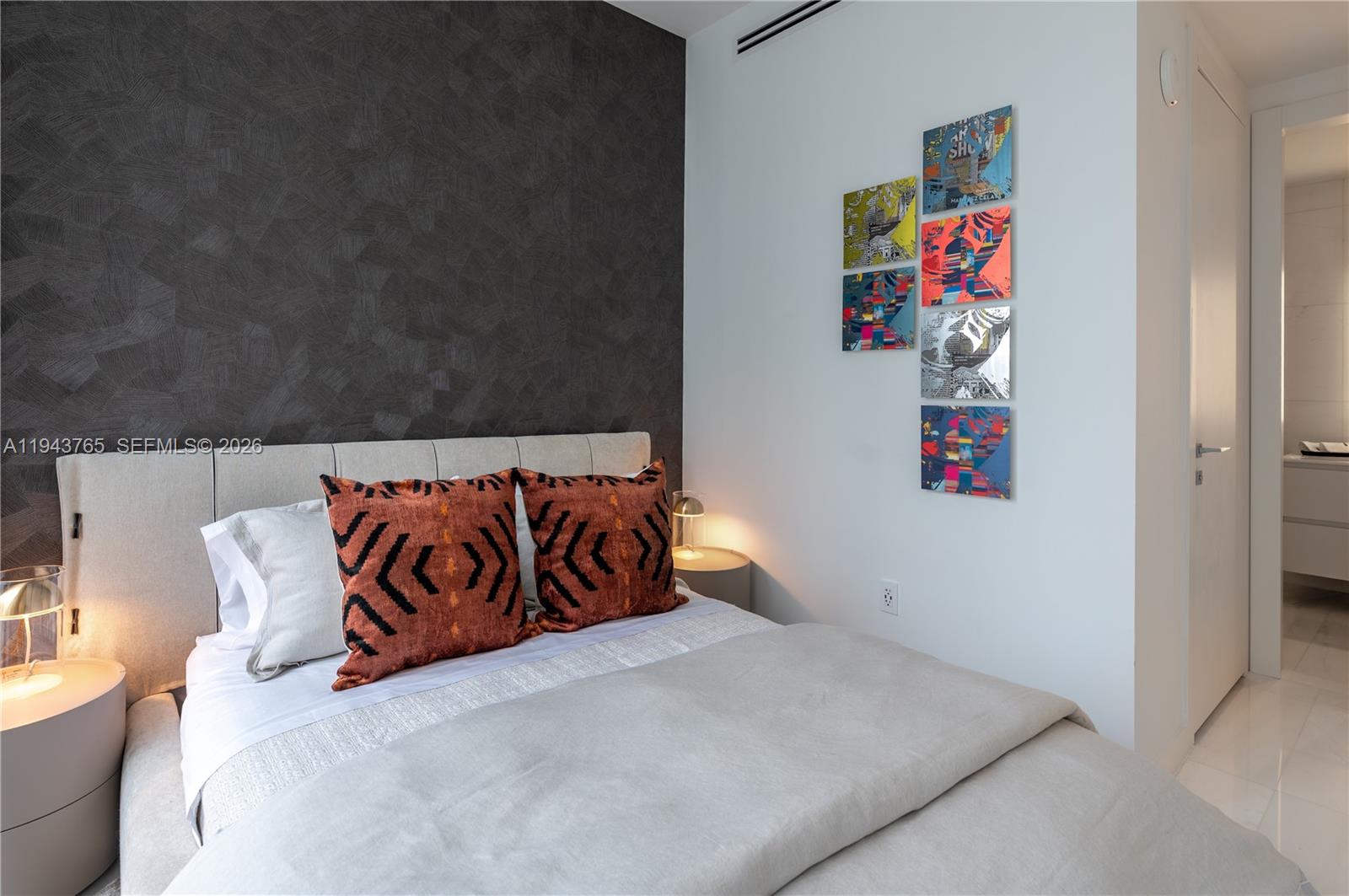 ASTON MARTIN RESIDENCES - Residential