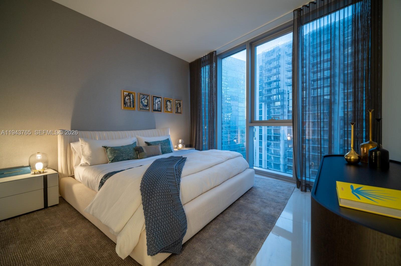 ASTON MARTIN RESIDENCES - Residential