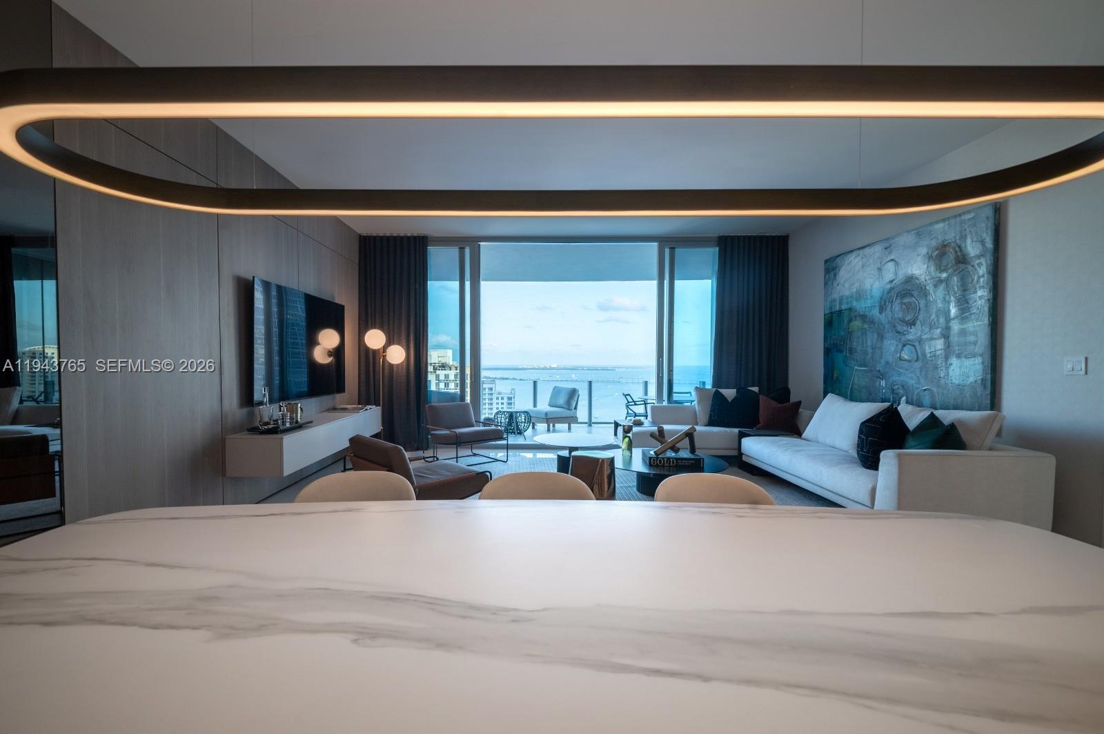 ASTON MARTIN RESIDENCES - Residential