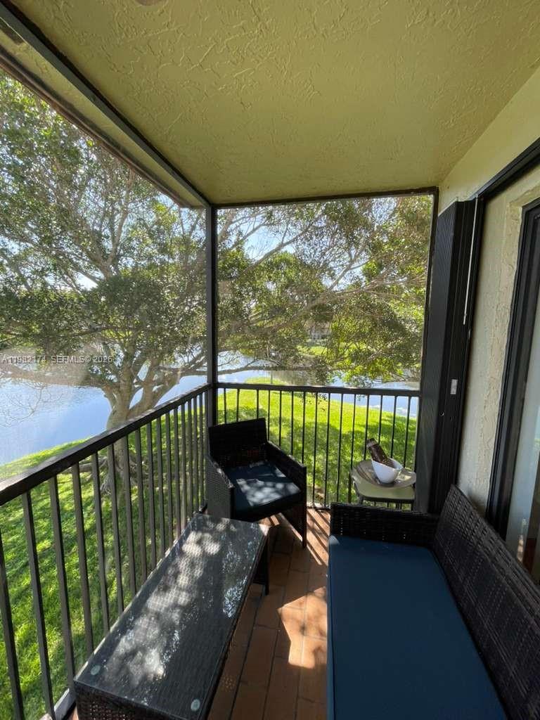 WESTON LAKES 21 INC CONDO - Residential Lease