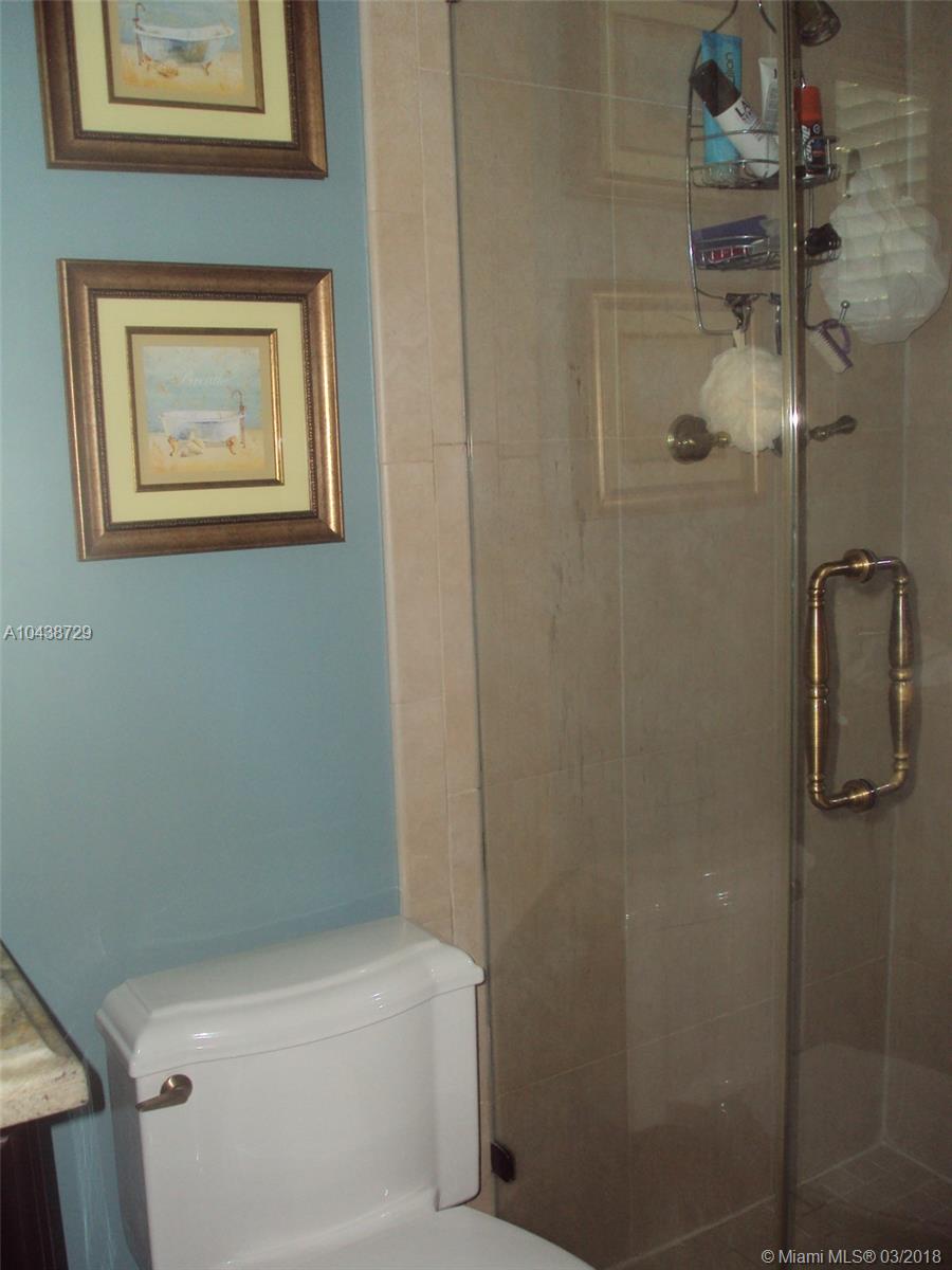 CORAL WAY VILLAGE SEC A P - Residential Lease