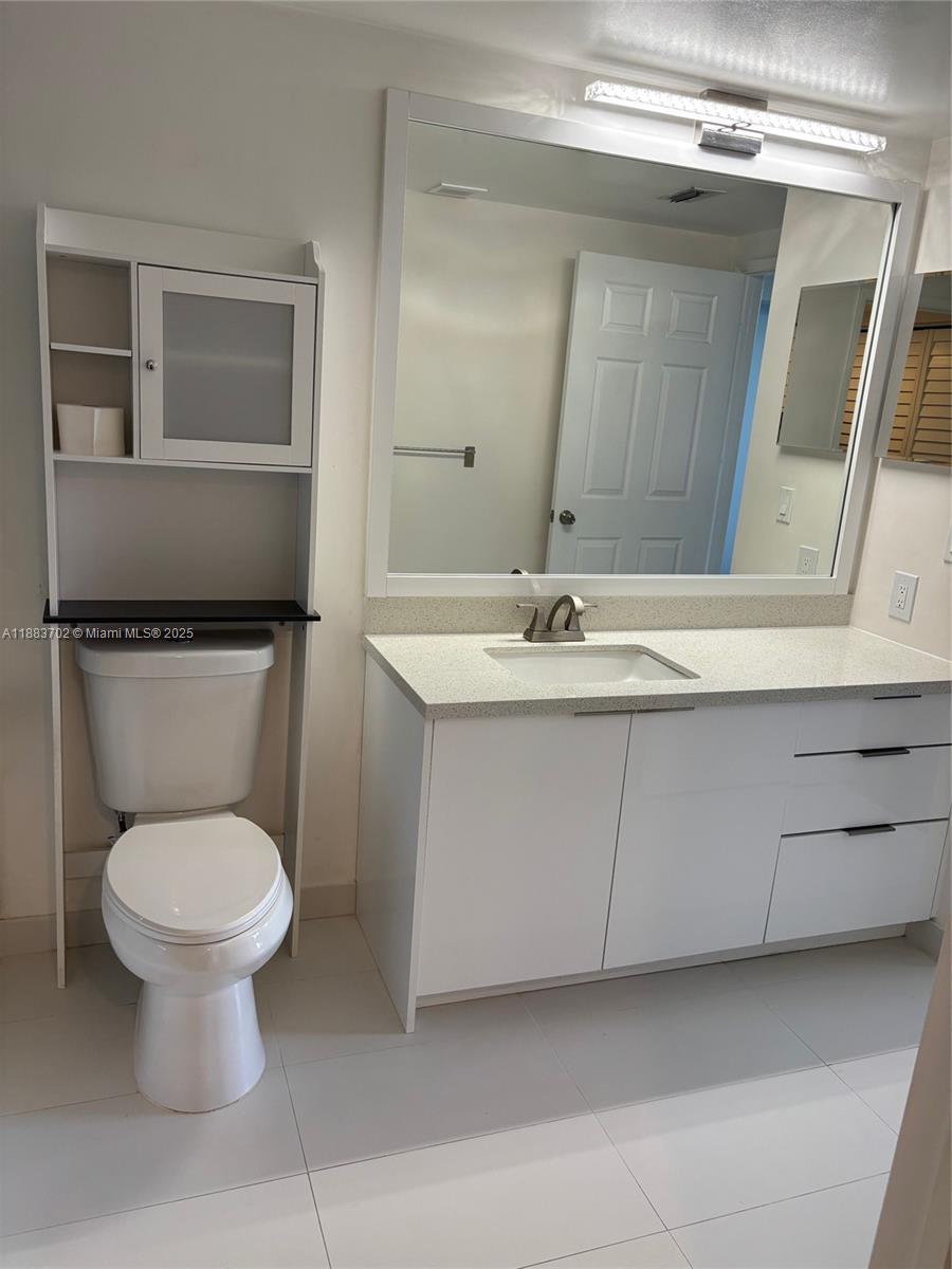 REGENT PARK CONDO - Residential