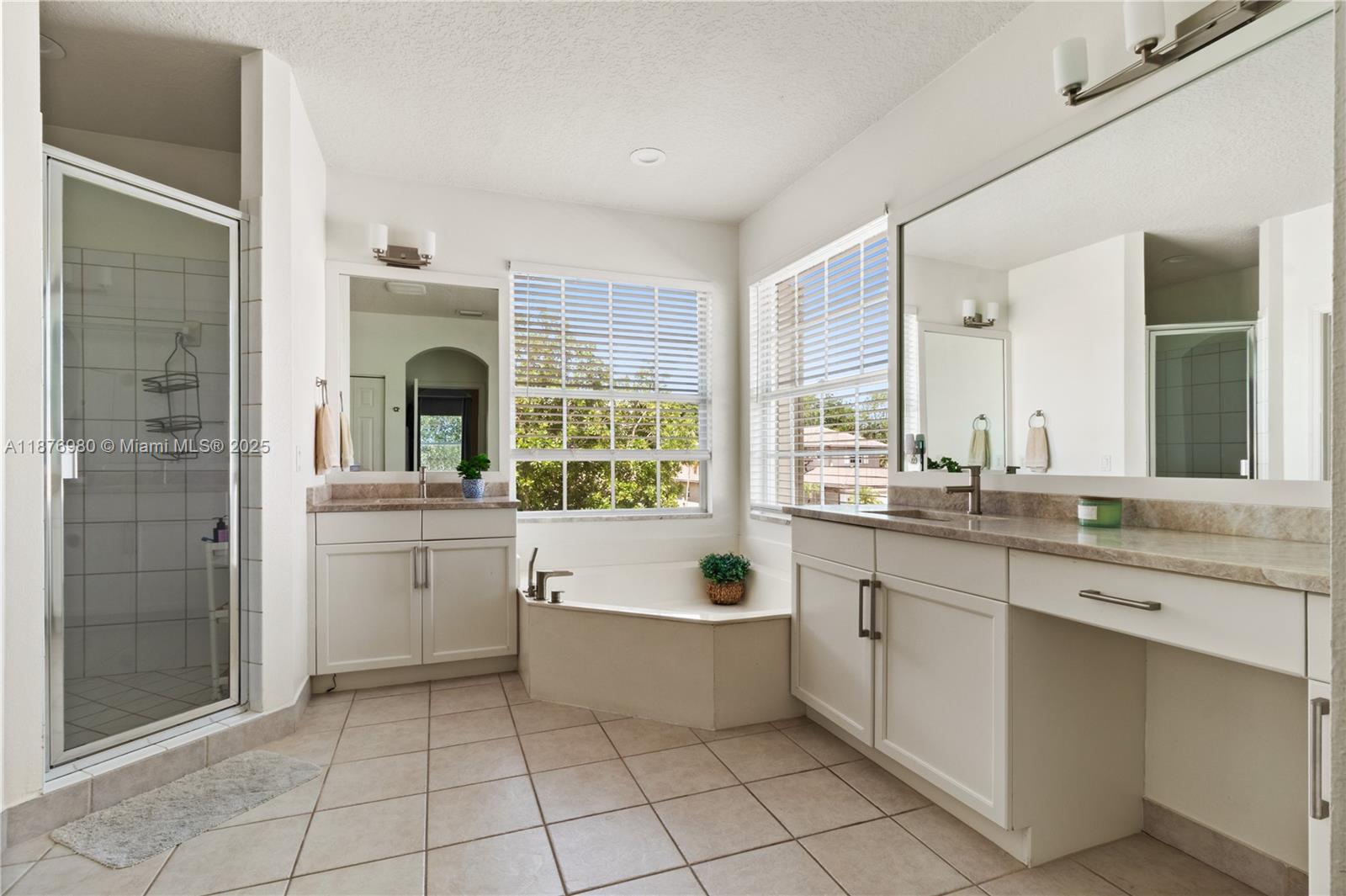 ORANGE GROVE EST - Residential