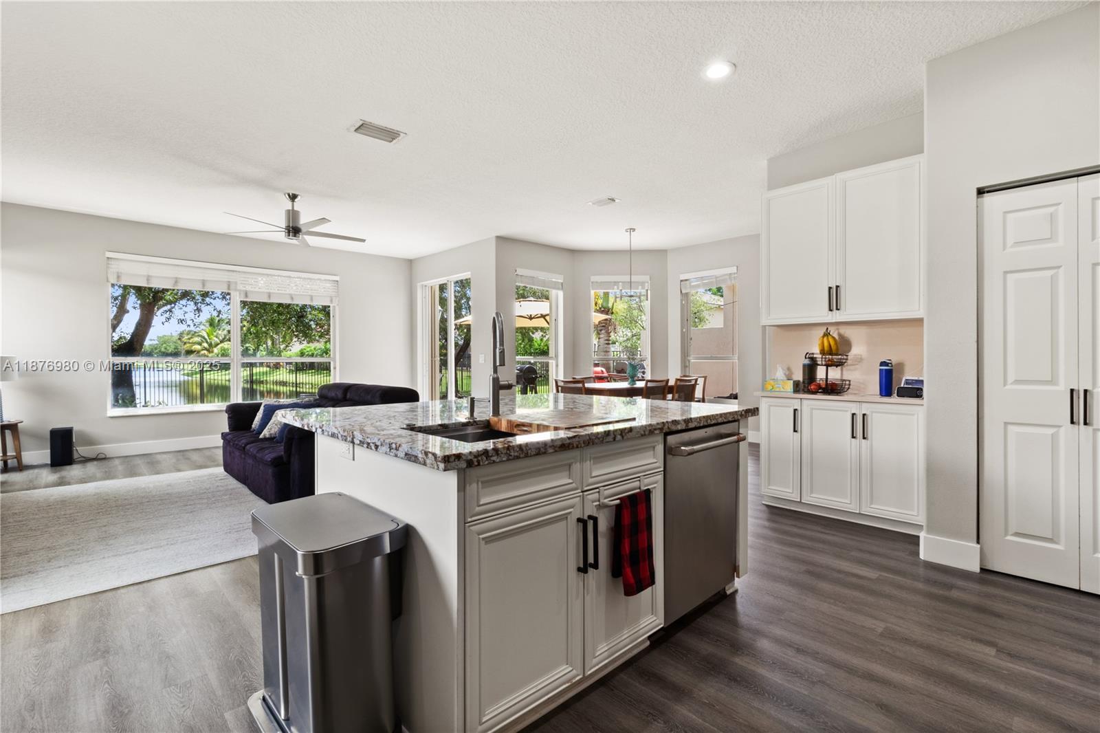 ORANGE GROVE EST - Residential