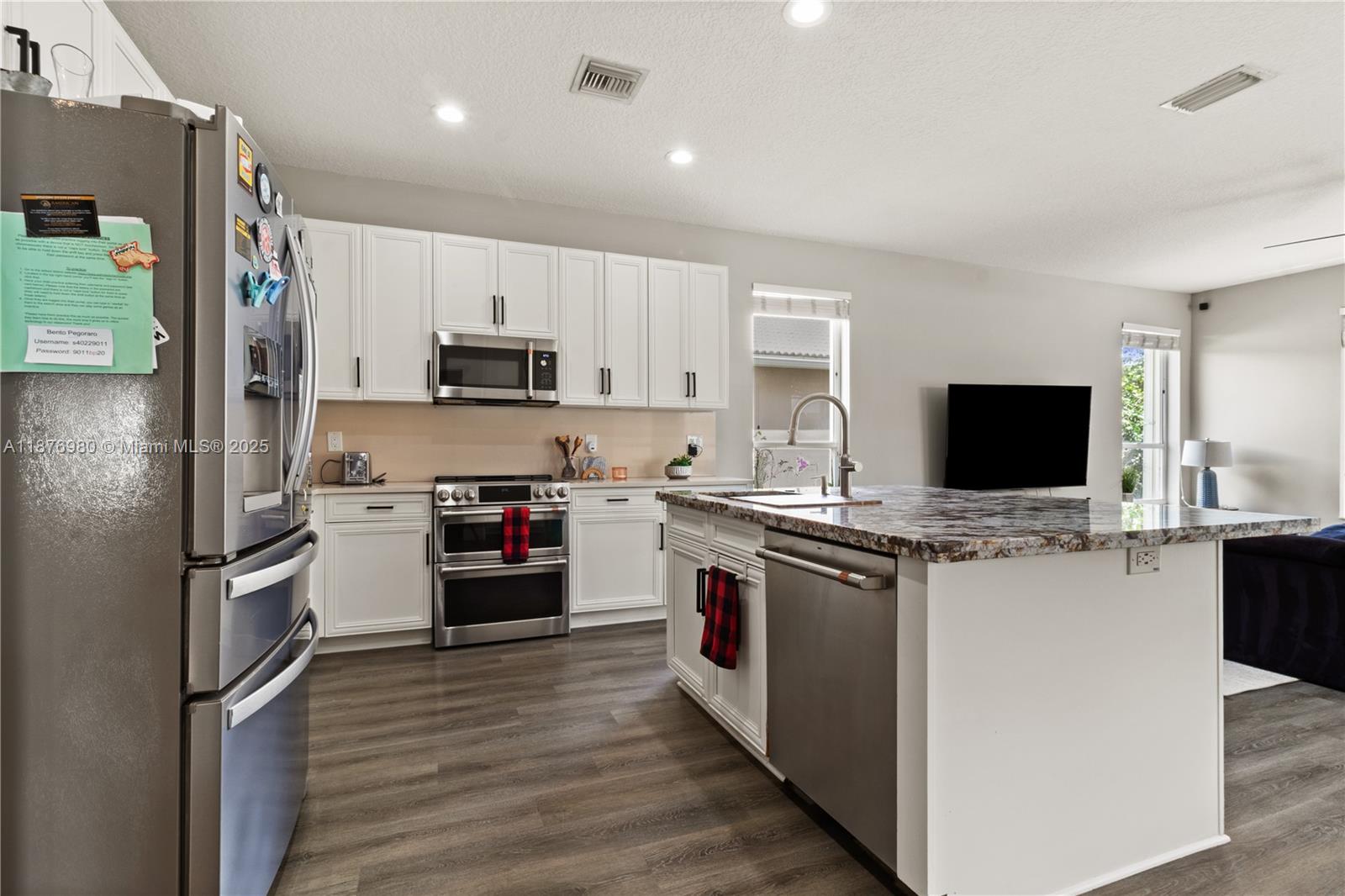 ORANGE GROVE EST - Residential