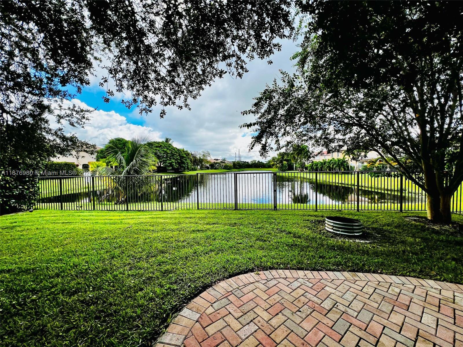 ORANGE GROVE EST - Residential