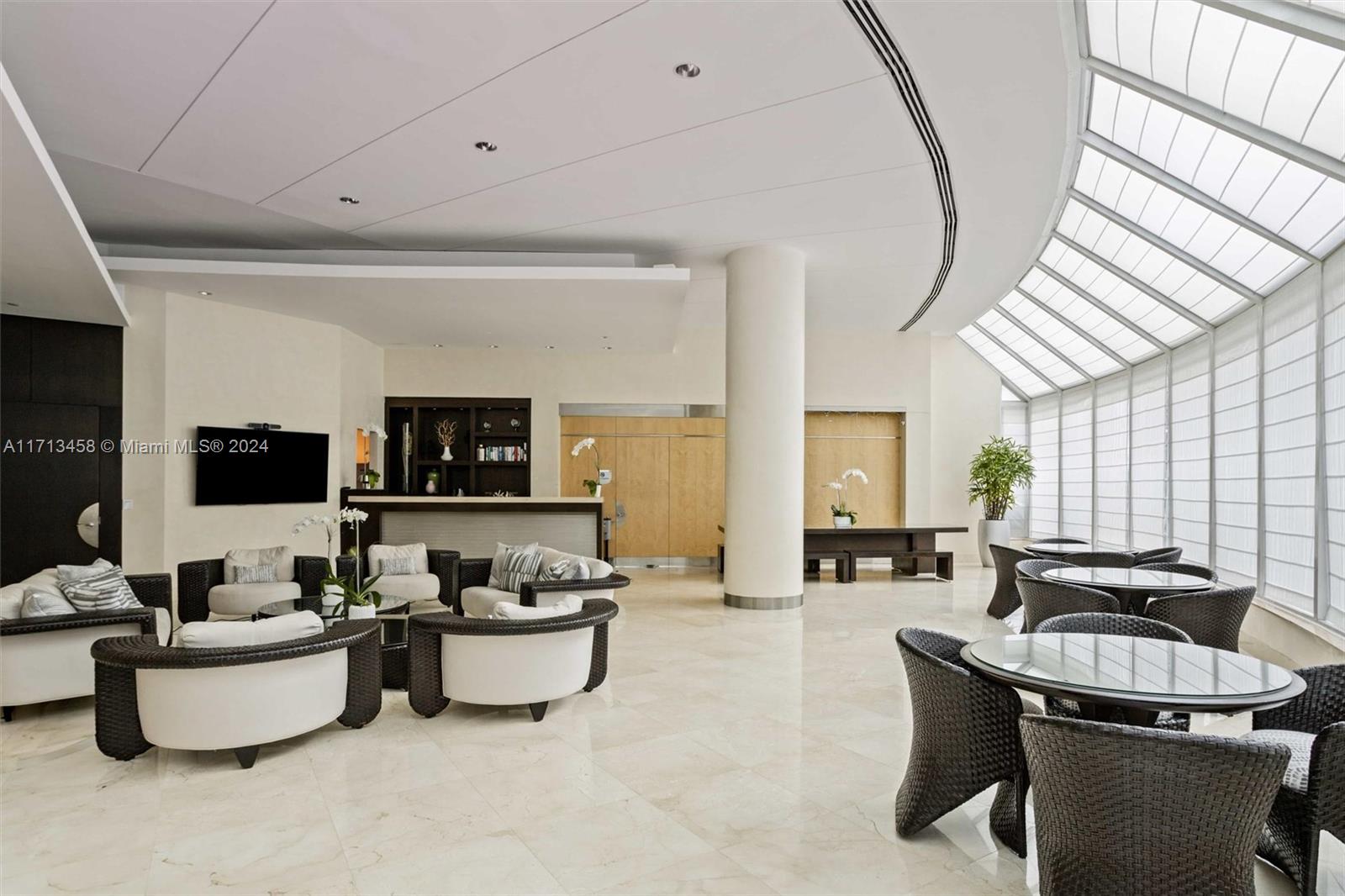 BRISTOL TOWER CONDO - Residential