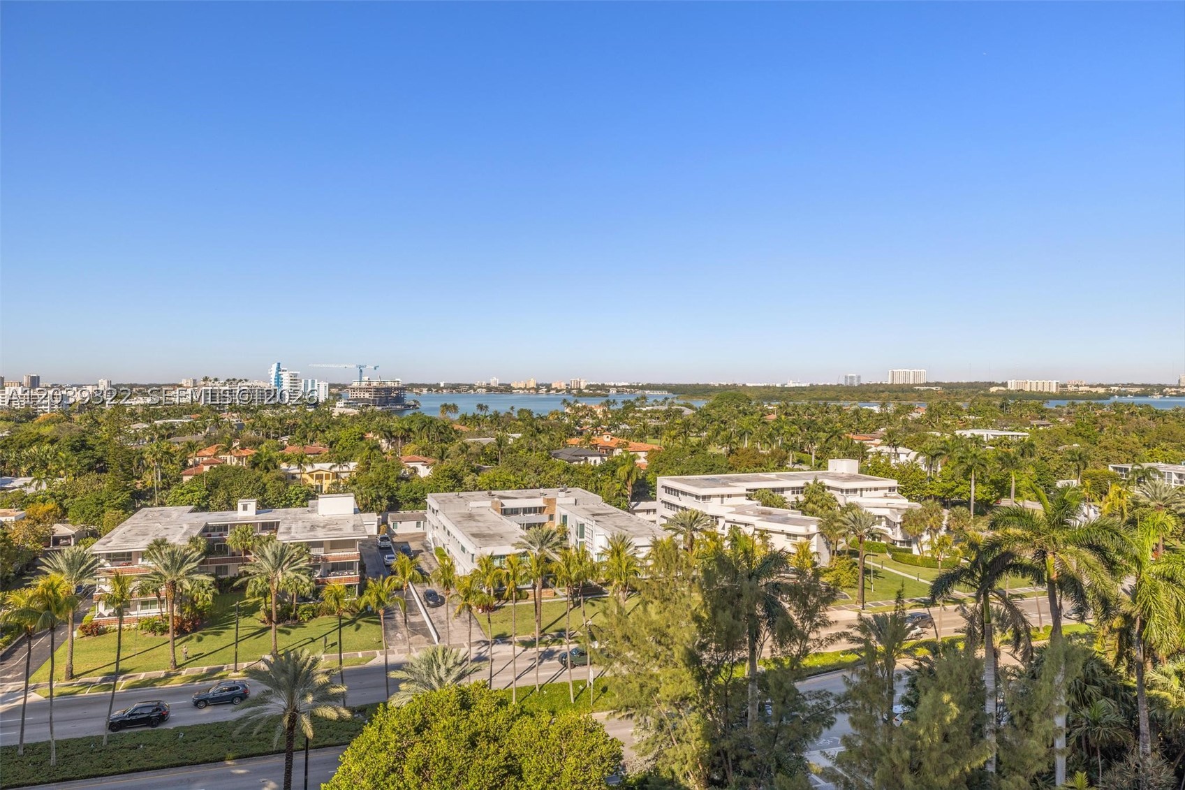 10175 Collins Ave 907