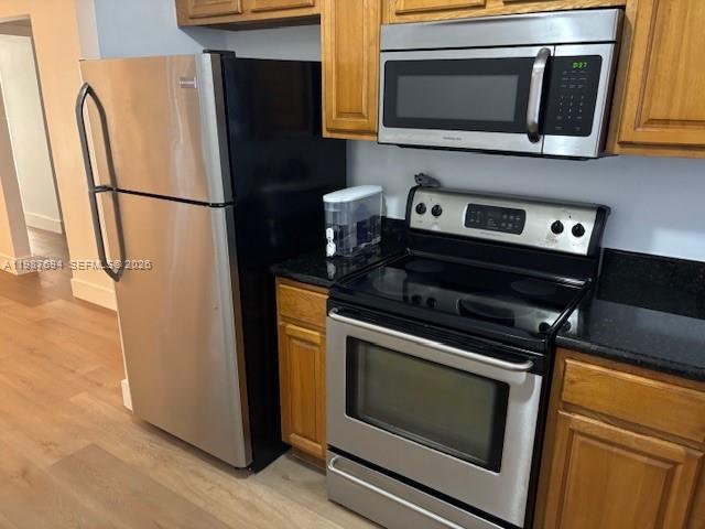 VILLAGE AT DADELAND CONDO - Residential Lease