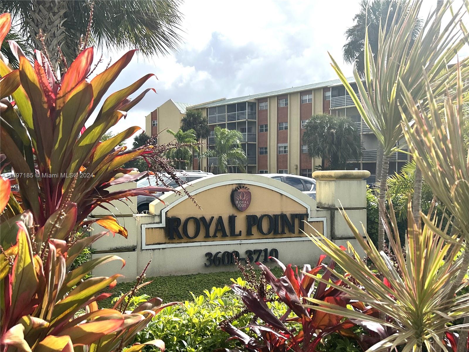 Property for Sale at 3600 Nw 21st St 101, Lauderdale Lakes, Broward County, Florida - Bedrooms: 2 
Bathrooms: 2  - $139,900