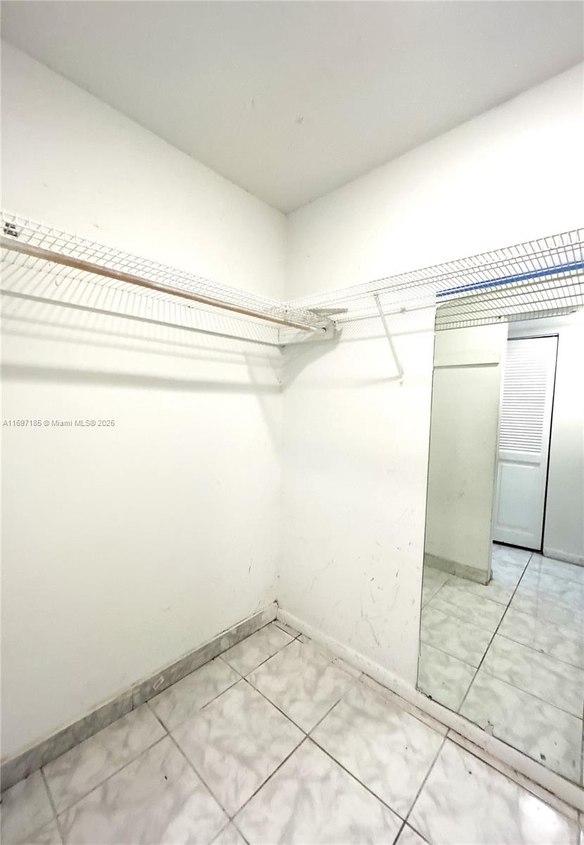 SUNSET HILLS I CONDOMINIU - Residential