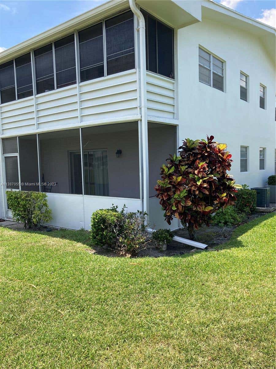 Photo of 202 Berkshire #J, West Palm Beach, FL 33417 (MLS # A11387055)