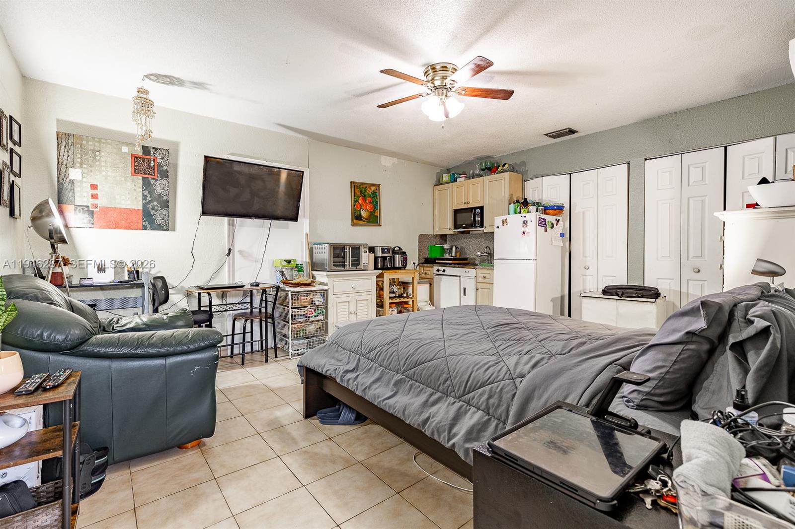 PALM LAKES SEC 1 - Residential