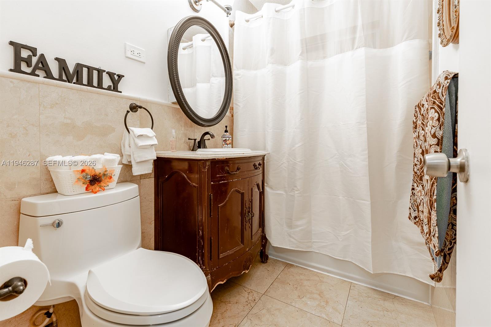 PALM LAKES SEC 1 - Residential