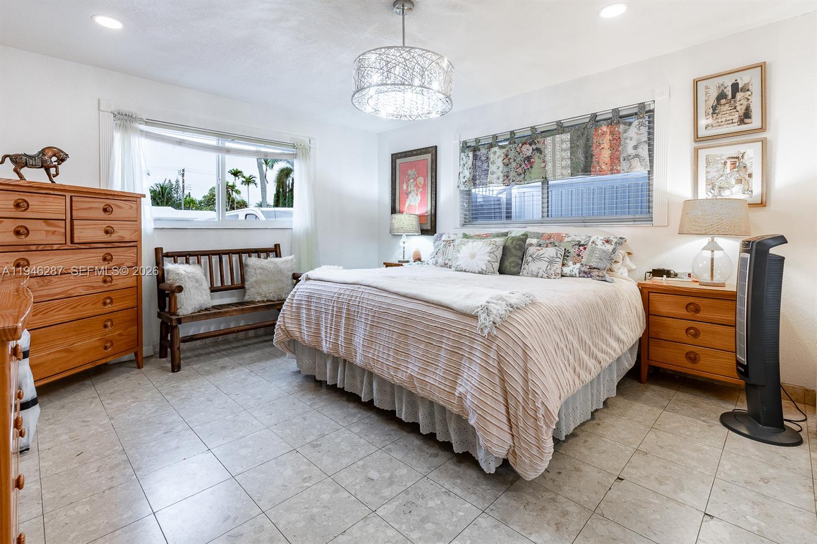 PALM LAKES SEC 1 - Residential