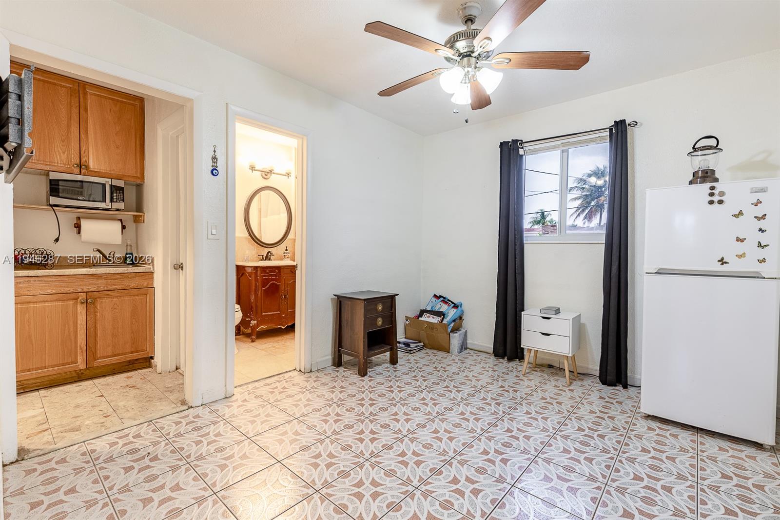 PALM LAKES SEC 1 - Residential