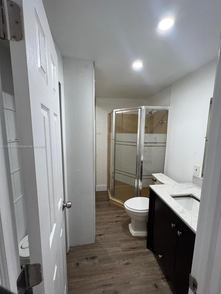 SUNSHINE CITY - Residential Lease