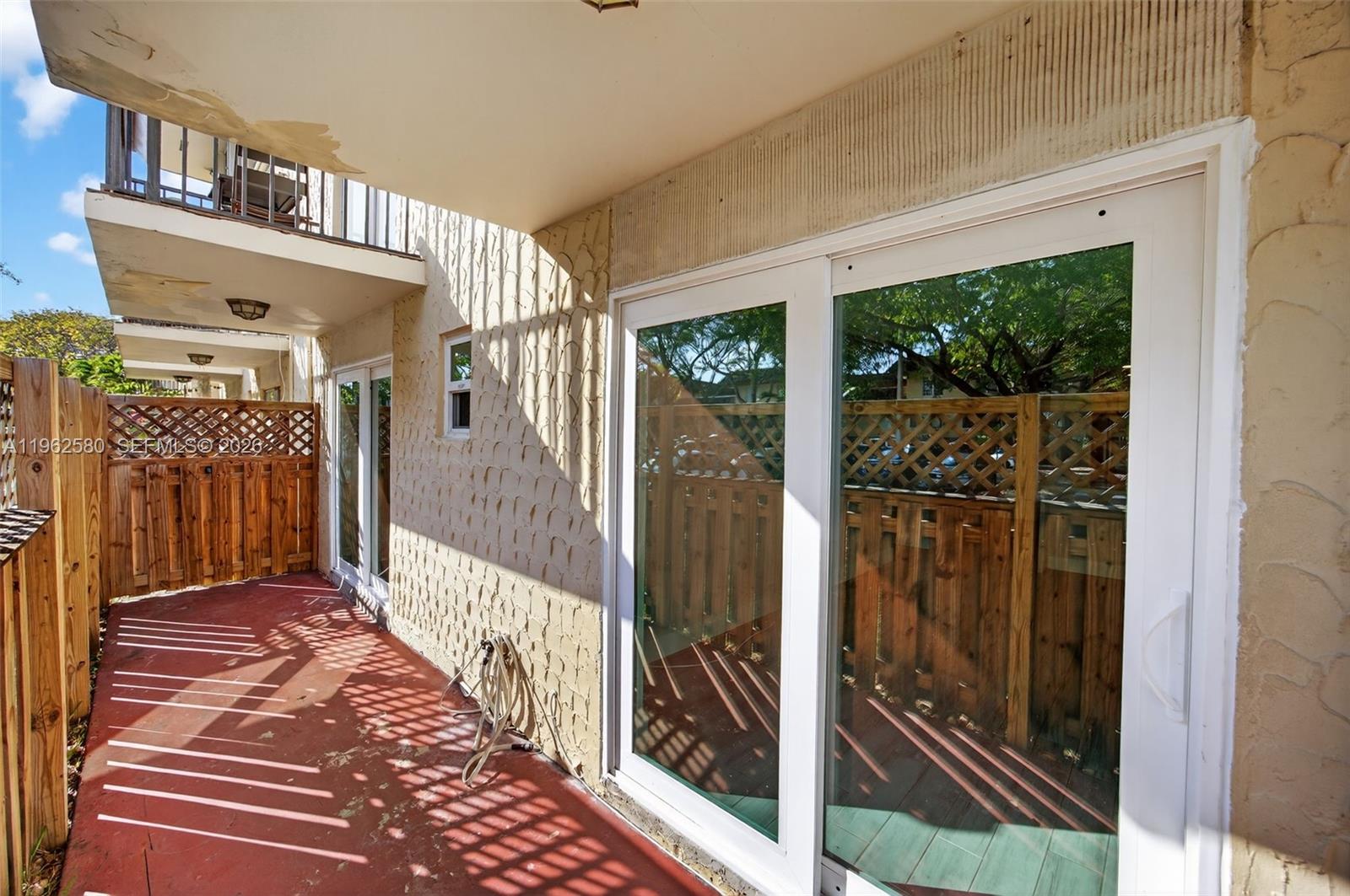 COURTYARDS AT KENDALL CON - Residential